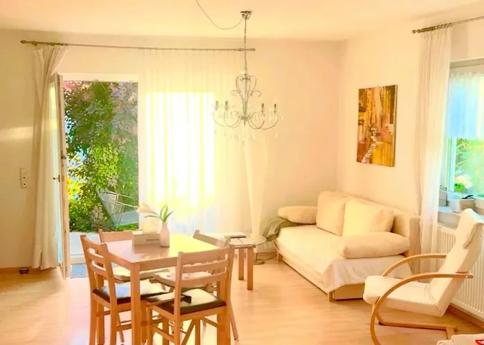 Idyllische Ferienoase Mit Traumhafter Terrasse
