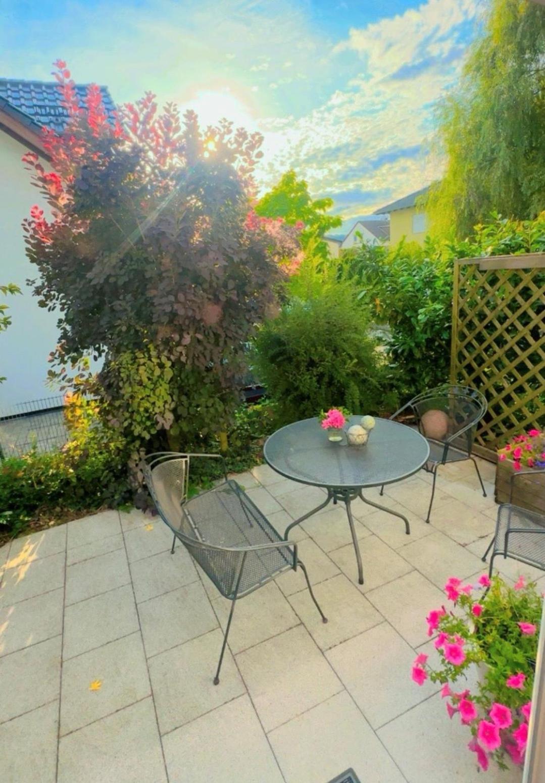 Apartment Idyllische Ferienoase Mit Traumhafter Terrasse